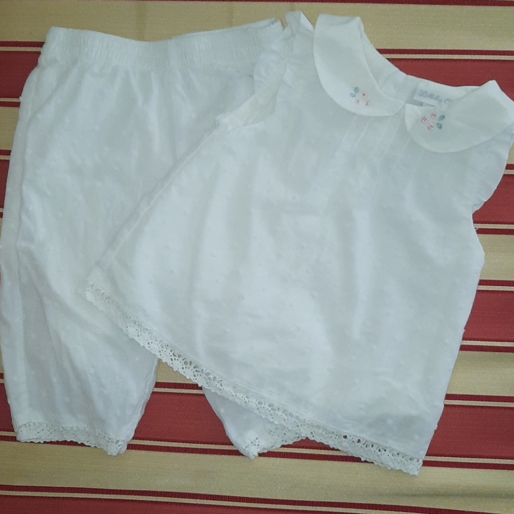 Super sweet white cotton pant set 6mos
